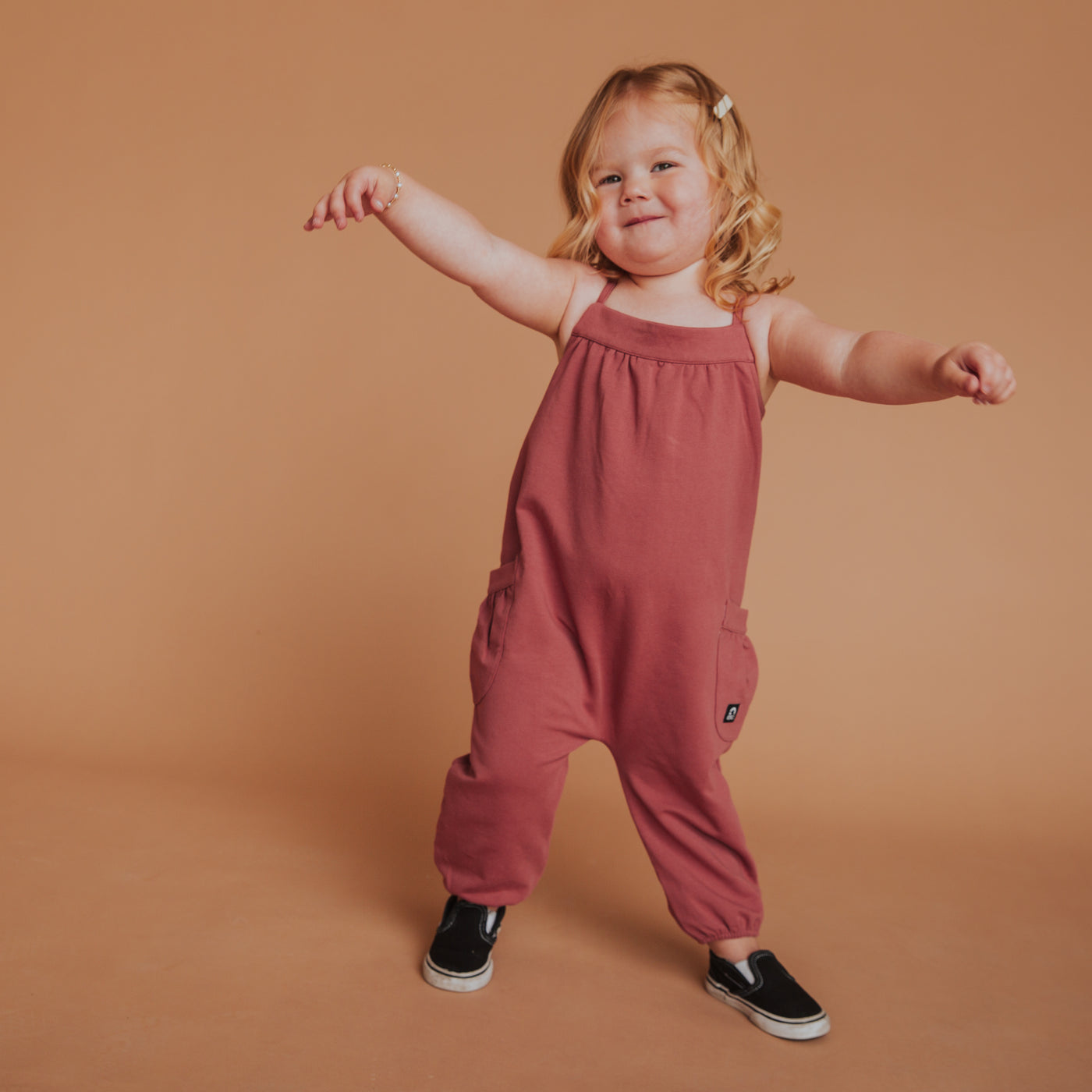 Girls Jumper with Side Pockets - Light Mahogany Wash