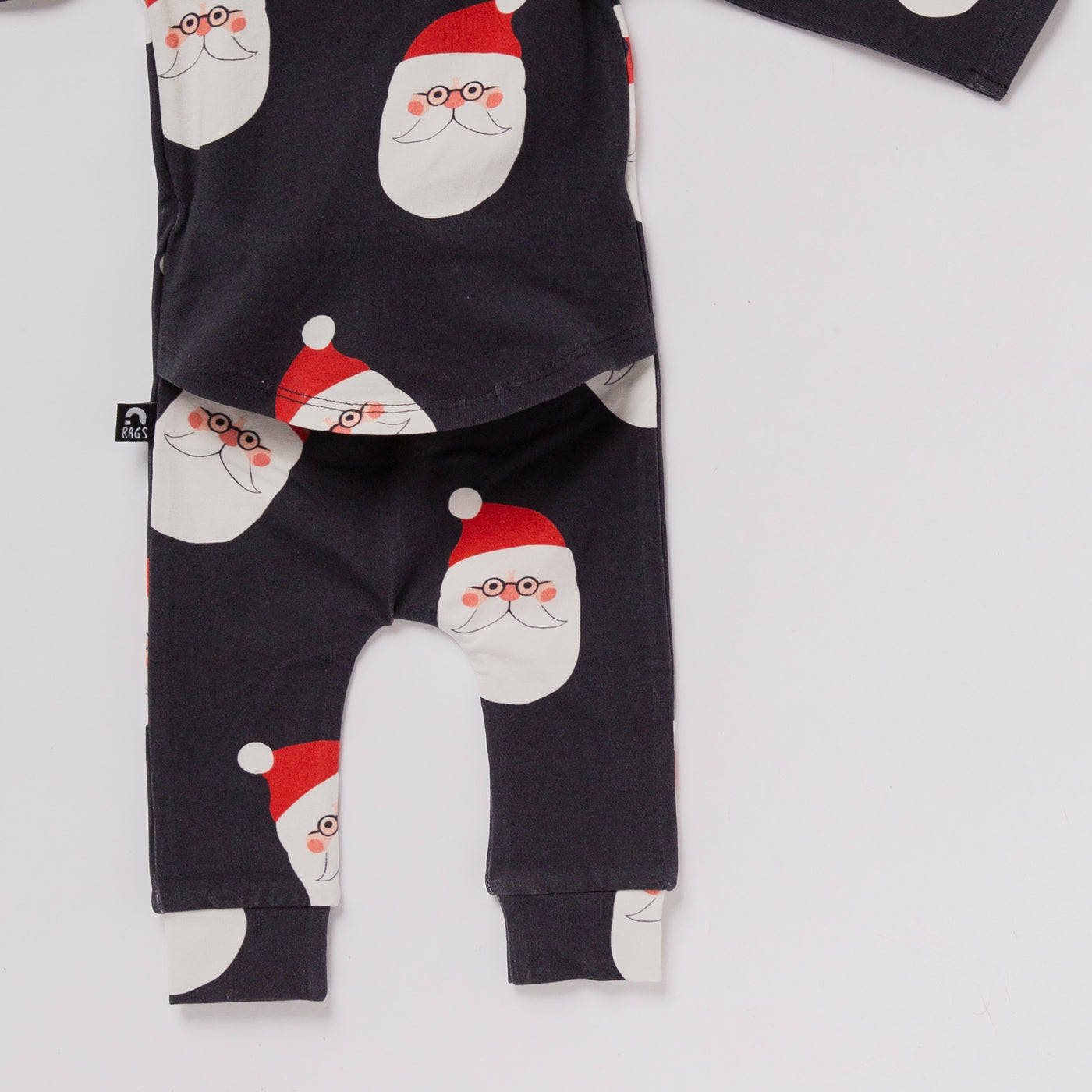 Peekabooty™ Rag Romper - Santa Print