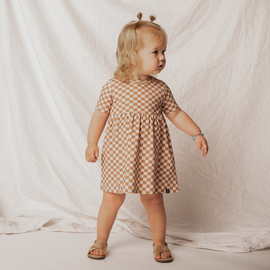 Essentials Short Sleeve Dress - 'Camel Check'